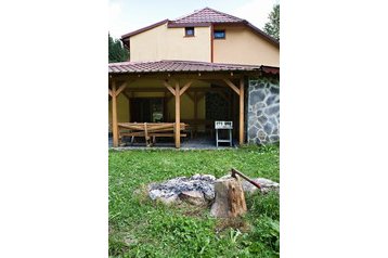 Slovaquie Chata Staré Hory, Extérieur